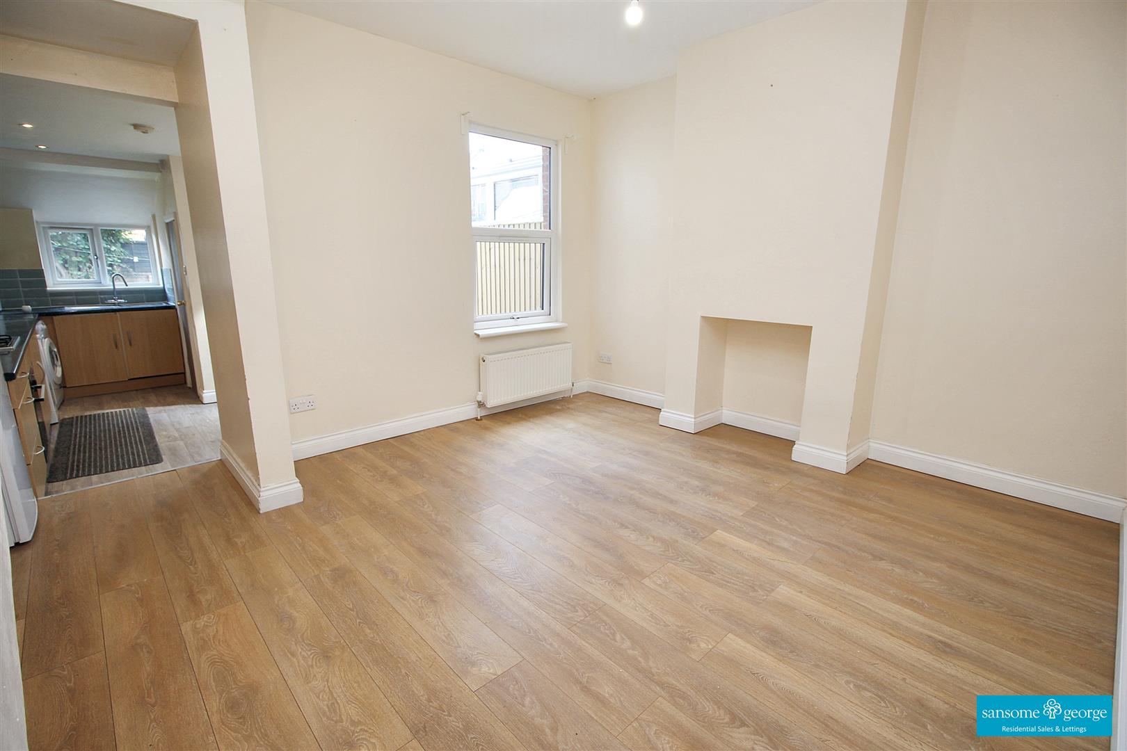 3 bed property in Richmond Road, Reading